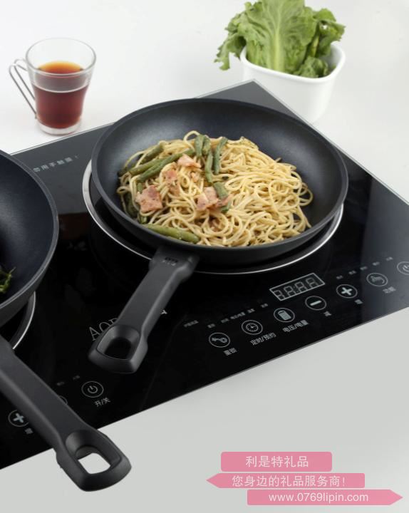 ZW-AS2573  Zwilling Artis 煎鏟組 24cm.jpg