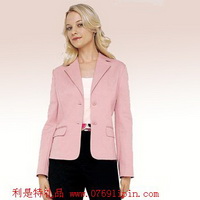 女西裝